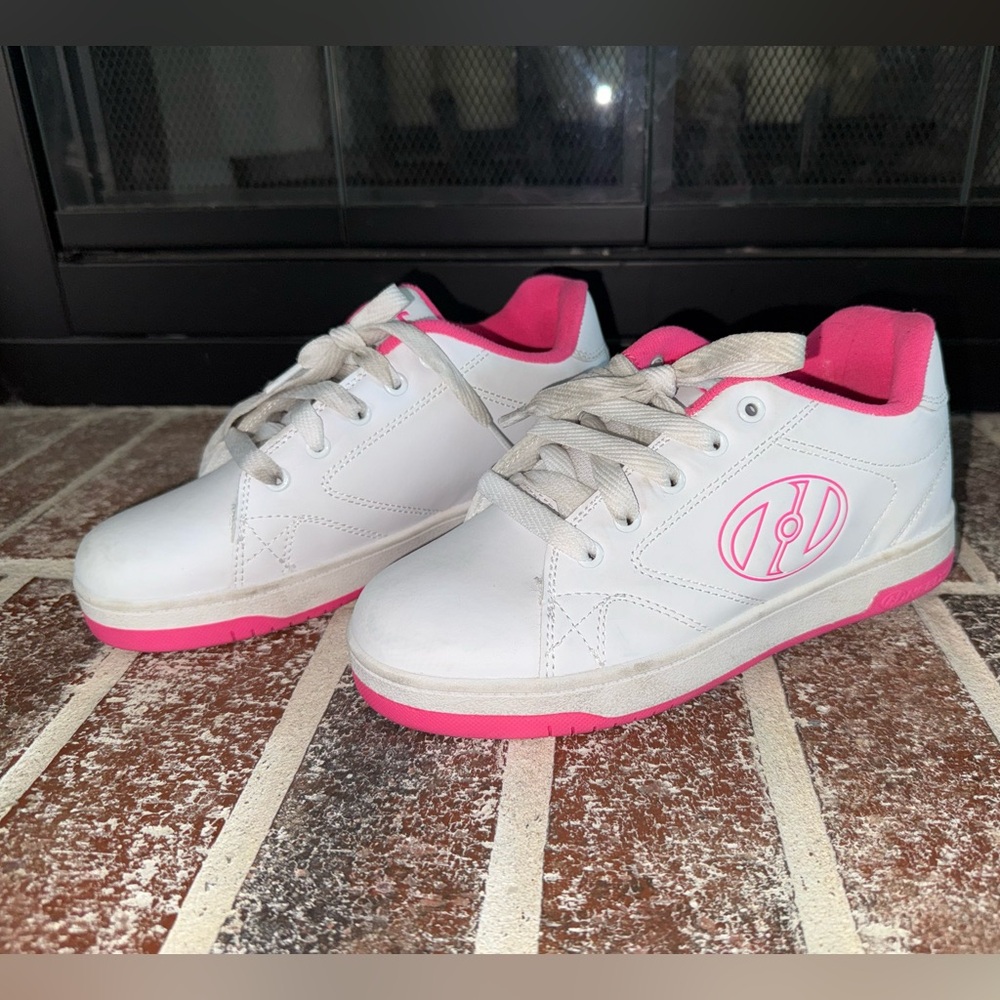 Heelys White and Pink Sneakers